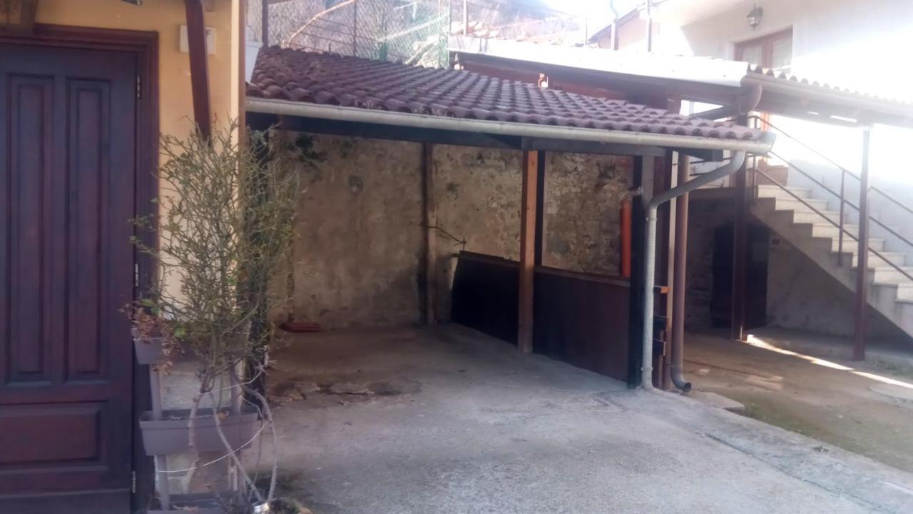 Casa Del Rustico, Indipendente Vista Sacra Con Dipinto Βίλα Caprie Εξωτερικό φωτογραφία